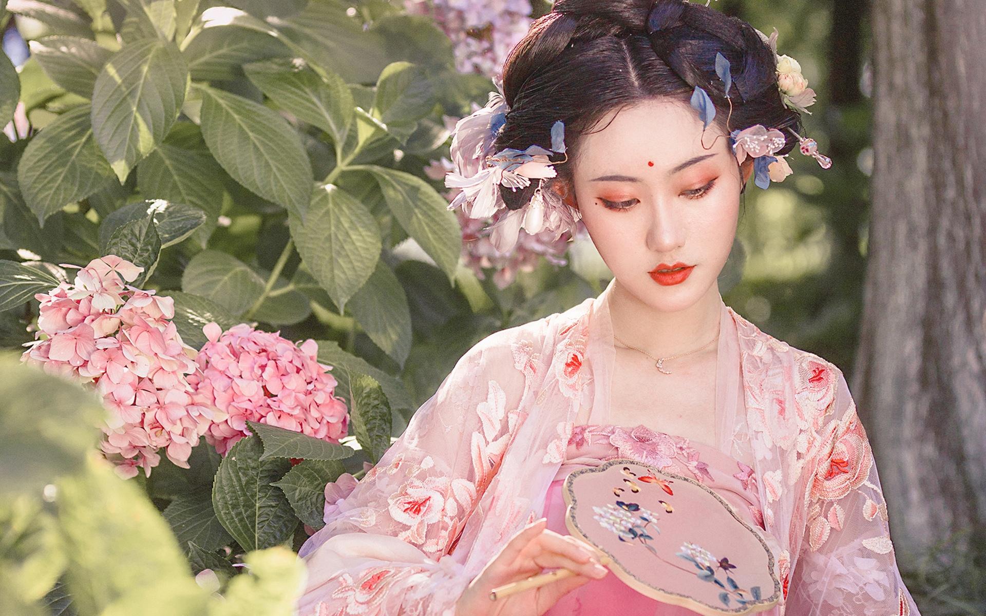 望城星月小区*店在哪里啊电话多少